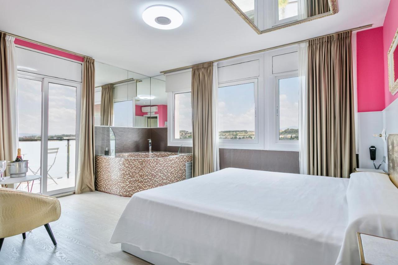 Hotel H Granollers Bagian luar foto
