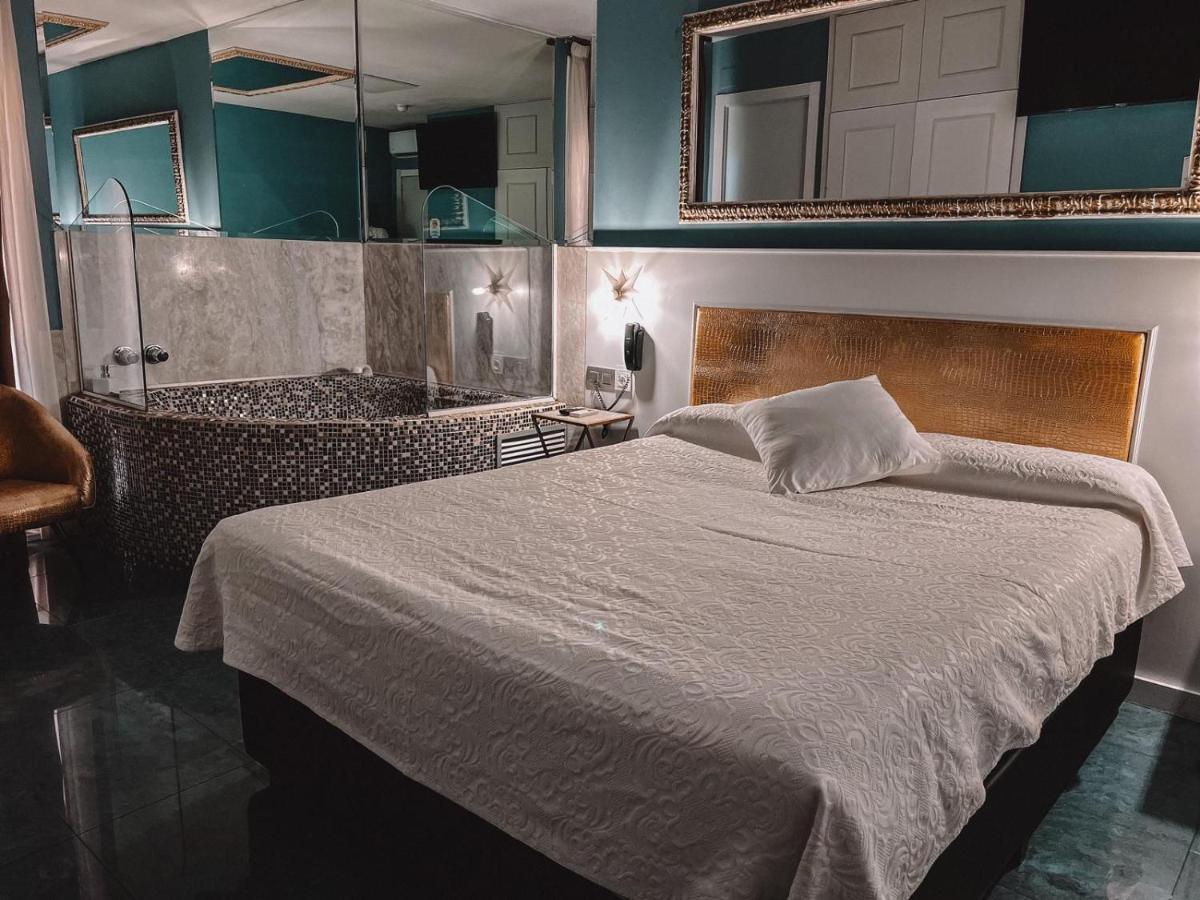 Hotel H Granollers Bagian luar foto