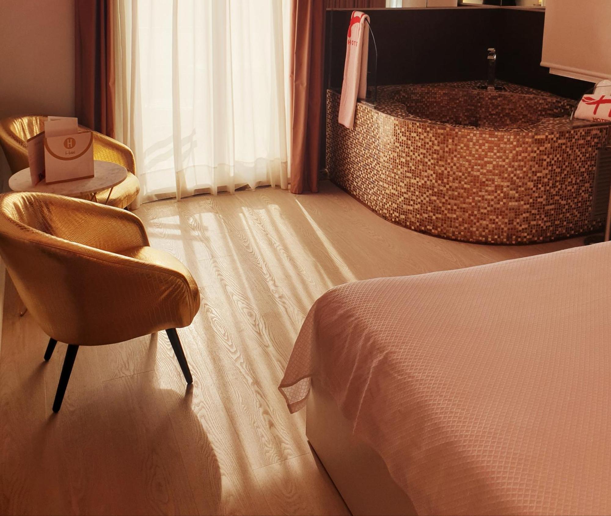 Hotel H Granollers Ruang foto